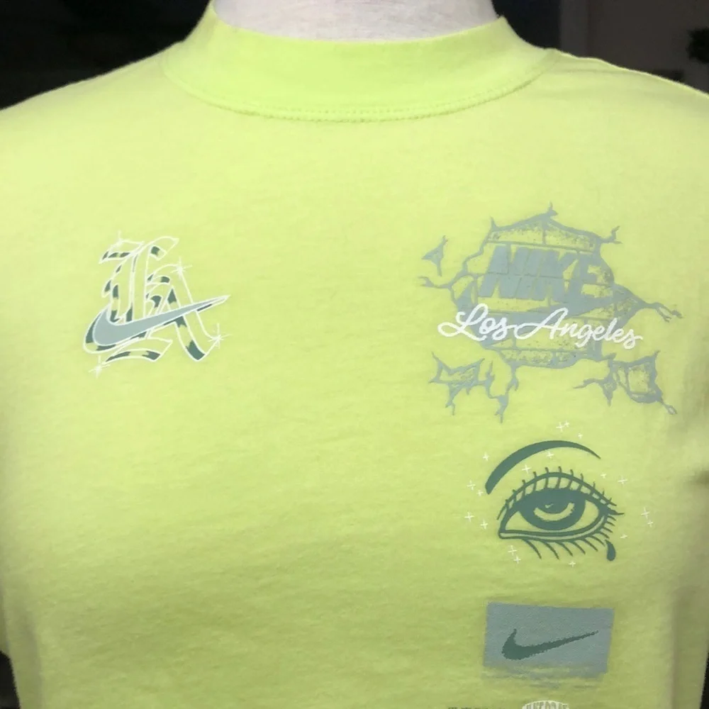 Nike Sportswear LA Graphic Boxy Crop T-Shirt